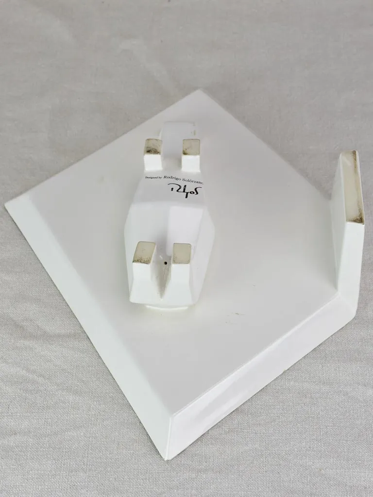 1980's hippopotamus plate - Rodrigo Solozrano