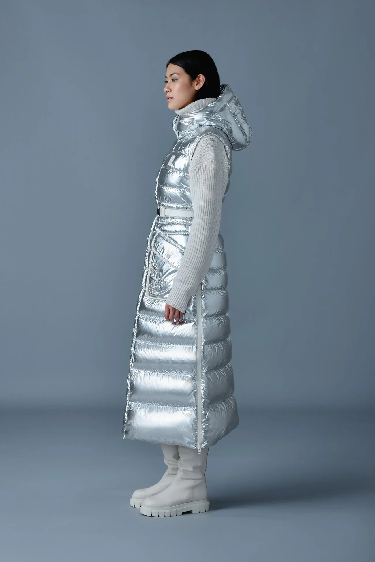 IVANKA-MSF Sleeveless metallic laminate snowflake coat Silver